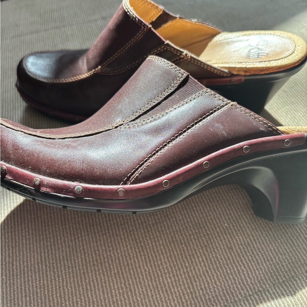 Soft Oxford  Leather Mules like new size 8